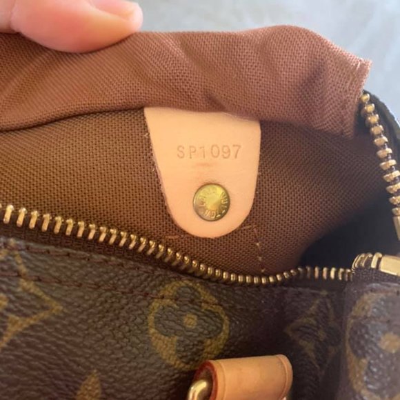 Louis Vuitton Speedy 25 Handbag - Picture 3 of 4